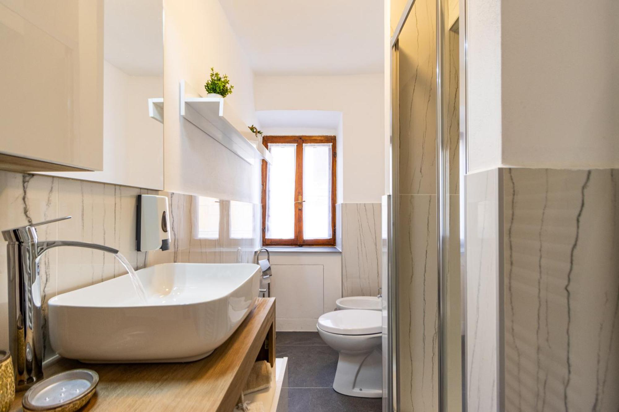 Golden Lake - Luxury Apartment ☆☆☆☆☆ - 100M From The Lake Baveno Exterior photo