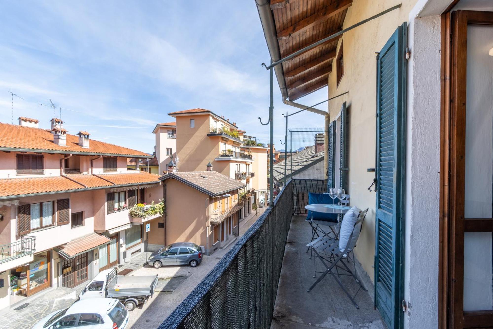 Golden Lake - Luxury Apartment ☆☆☆☆☆ - 100M From The Lake Baveno Exterior photo